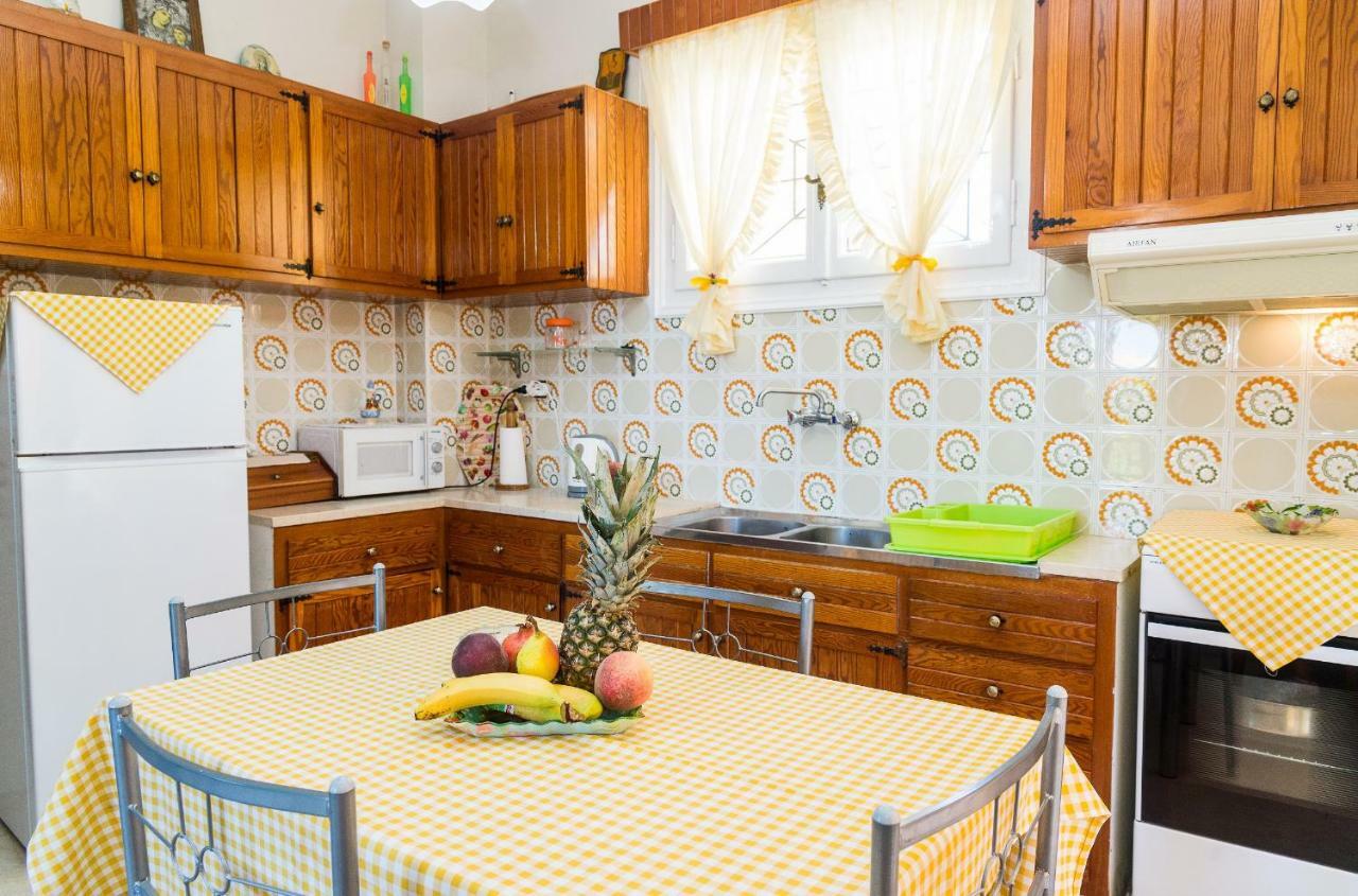 Villa Anna Apartments - 550M From The Beach, By Zantewize Василікос Екстер'єр фото