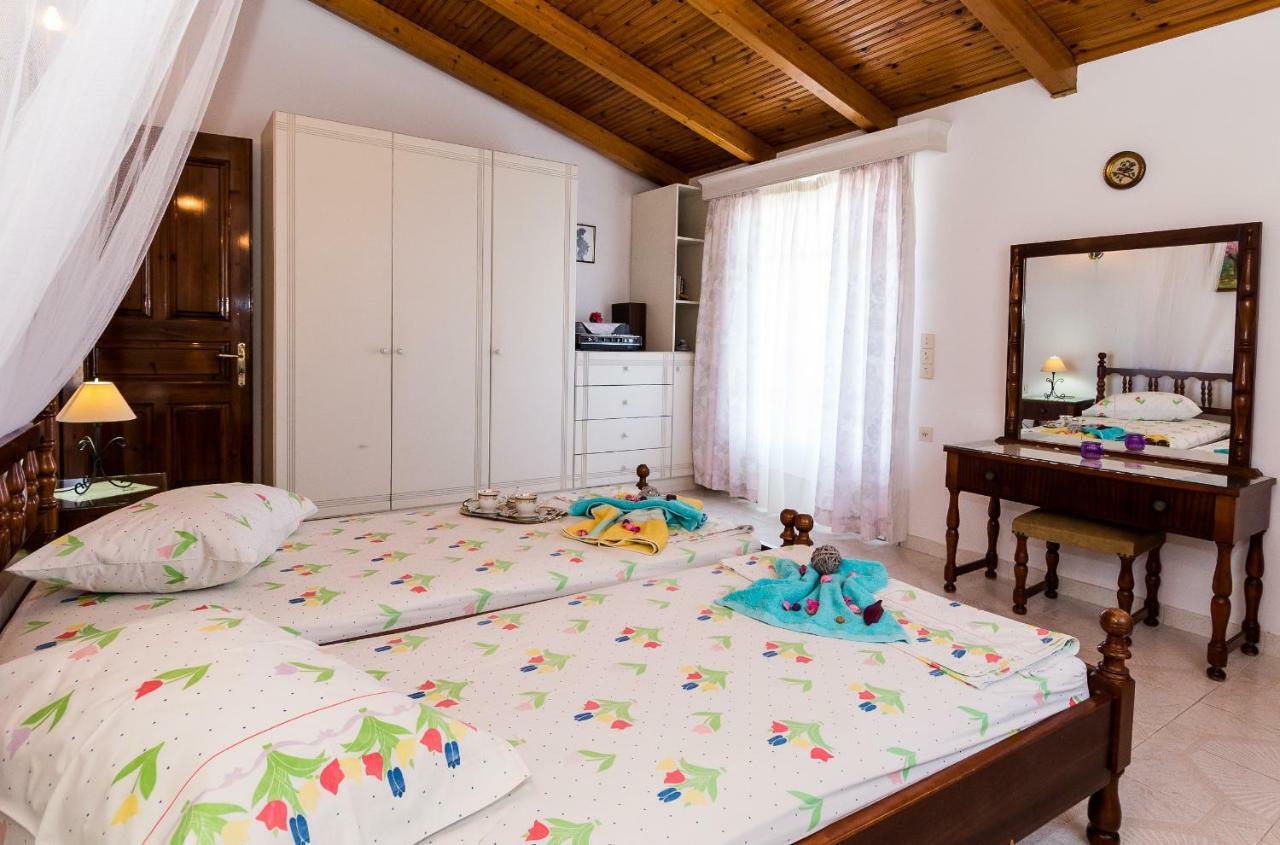 Villa Anna Apartments - 550M From The Beach, By Zantewize Василікос Екстер'єр фото