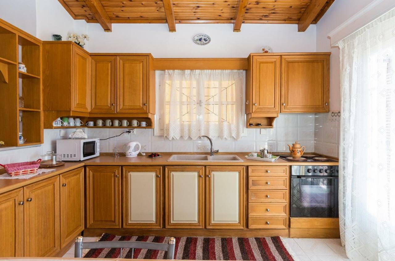 Villa Anna Apartments - 550M From The Beach, By Zantewize Василікос Екстер'єр фото