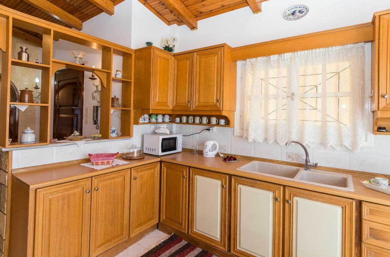 Villa Anna Apartments - 550M From The Beach, By Zantewize Василікос Екстер'єр фото